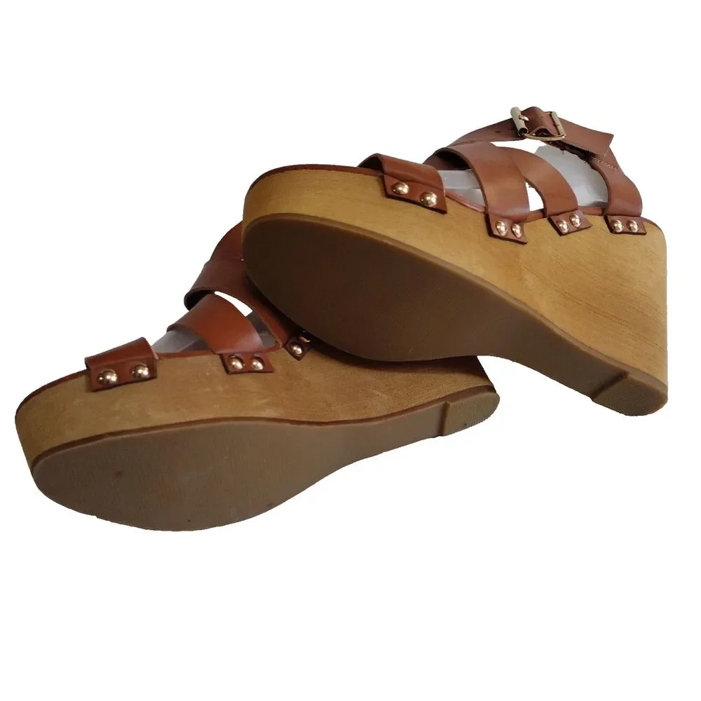 Fergalicious by Fergie Libby Strappy Wedge Stacked 4.5